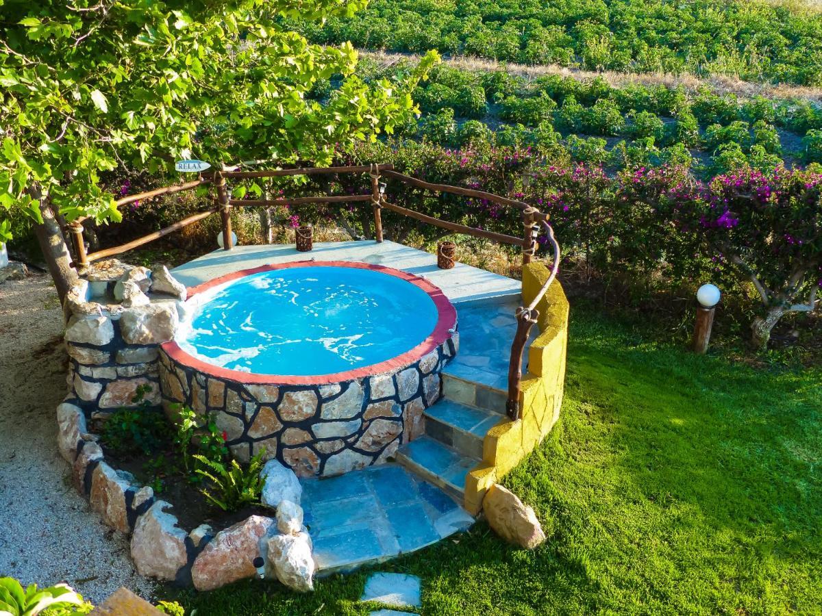 Villa Marqua Kalavárda Zewnętrze zdjęcie